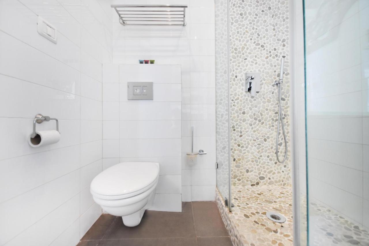 Spacious 2-Br In Shenkin Street By Holyguest Τελ Αβίβ Εξωτερικό φωτογραφία